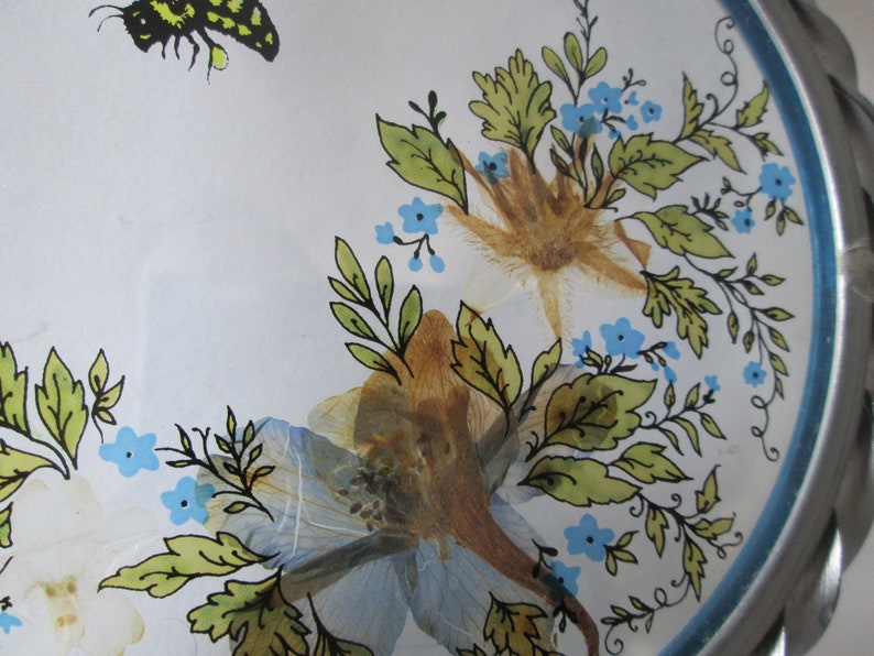 Glass Suncatcher with real flowers and applied bee and florals