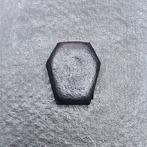 Fantom - Handgjord akvarell, metallisk färg, silverpigment, kalligrafibläck, bokstäver, konstnärsmaterial, målning, akvarell