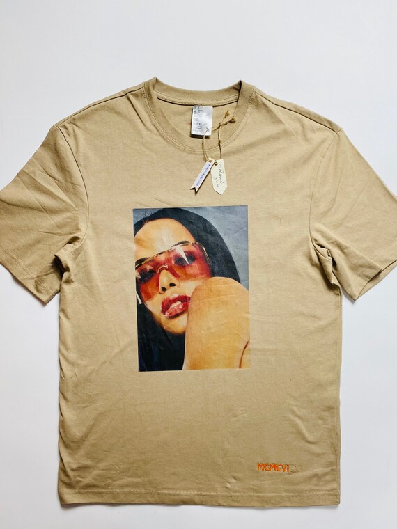 red aaliyah shirt