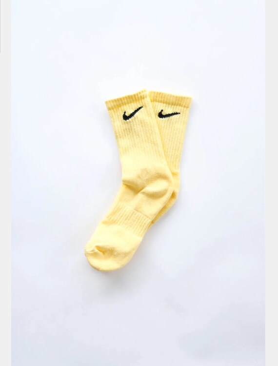 Yellow nike socks Outlet