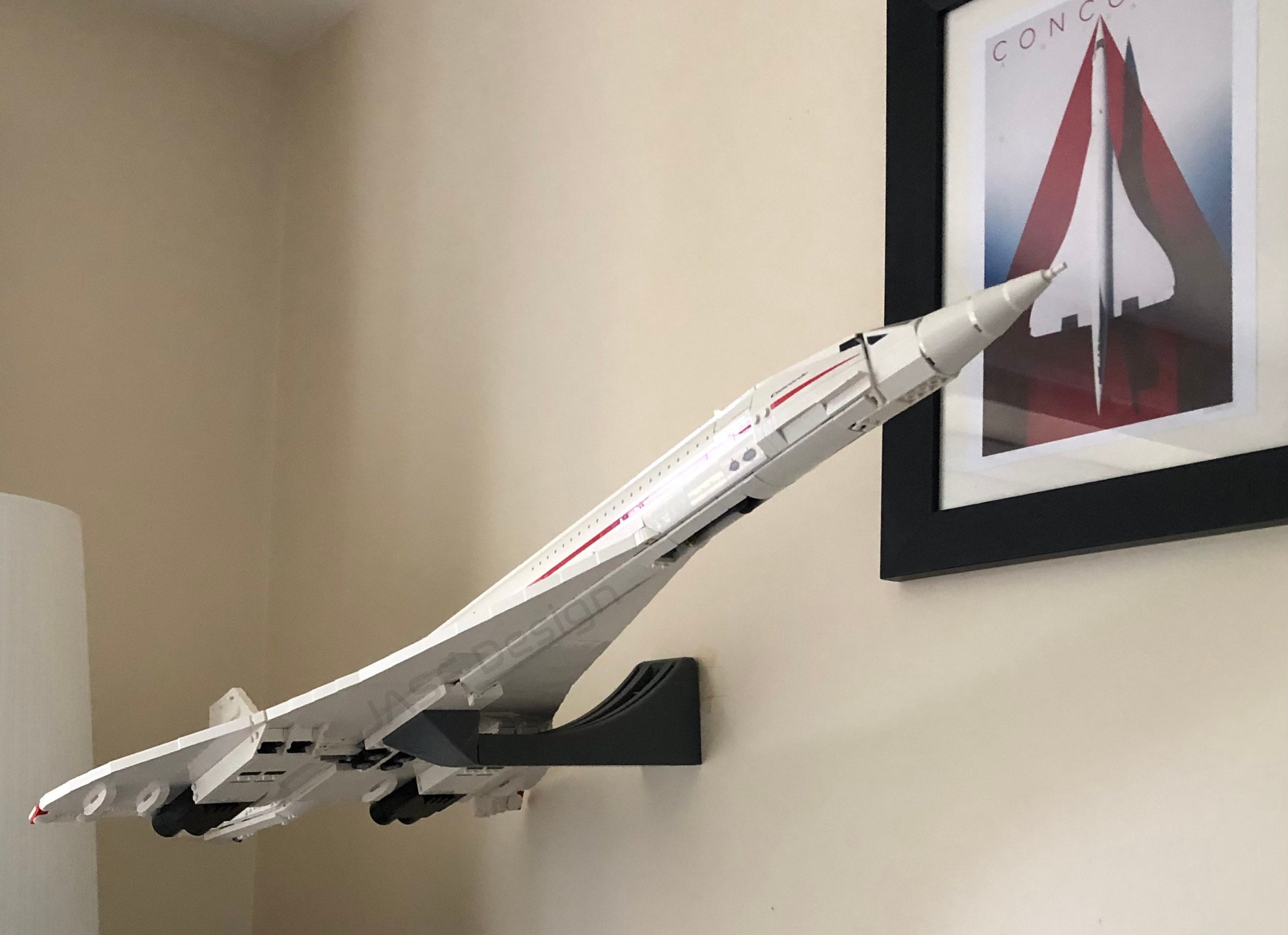 Wall Mounting Kit for Displaying Concorde 10318 