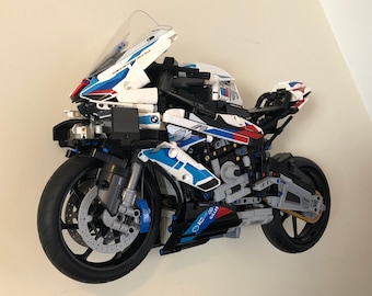 Wall Mount to display BMW M 1000 RR Model (42130)