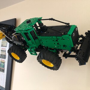 Wall Mounting Kit for displaying John Deer Skidder (4215) image 5