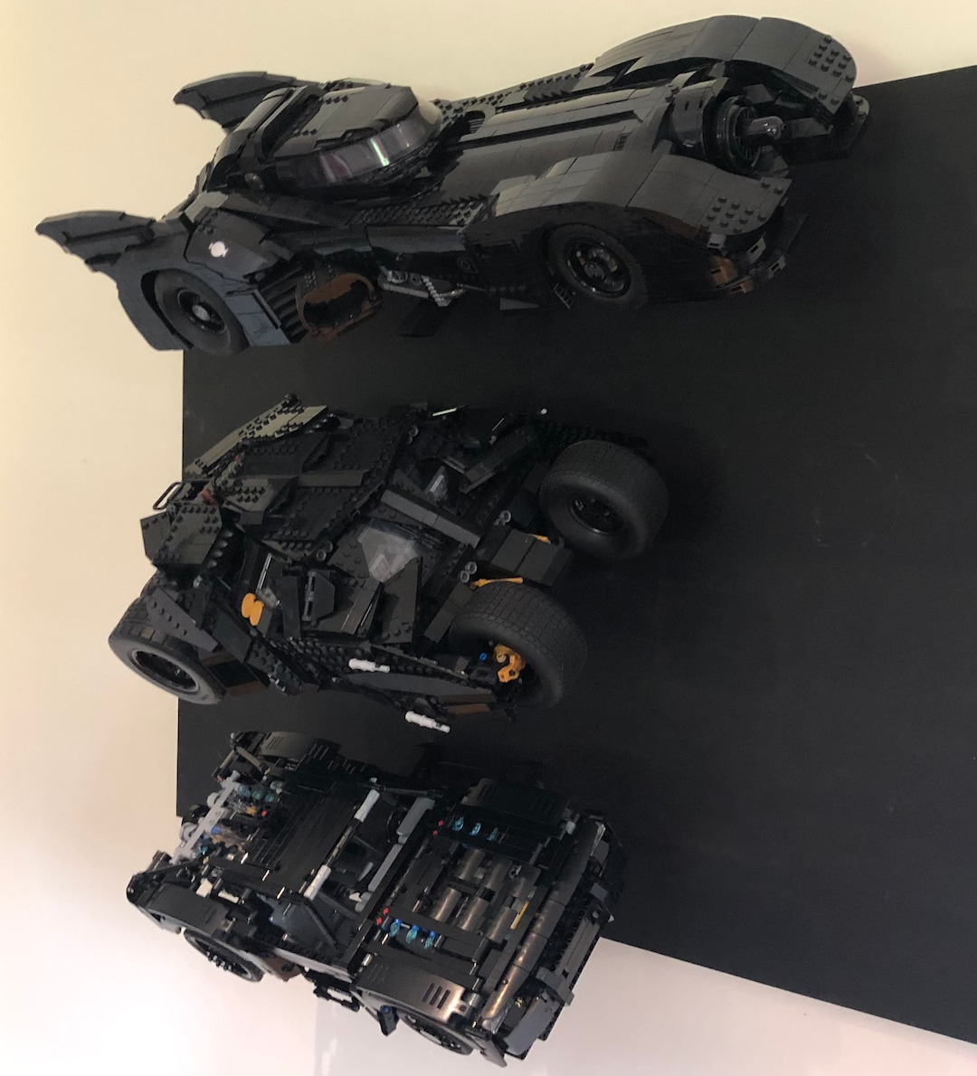 FantasMall 3D Printed Wall mount for LEGO Batman 1989 Batmobile 76139