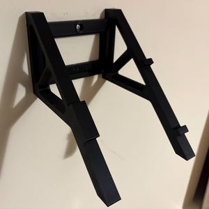 STL FILE for Wall Mount to display McLaren MCL39 image 5