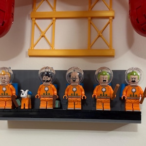 Kit de montaje en pared para exhibir el cohete lunar de Tintín (21367) imagen 6