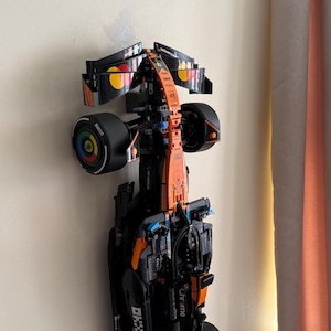 Wall Mount to display McLaren F1 MCL39 (42228) Vertical