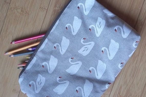 Trousse Cygnes en Coton Imprimé Style Lin