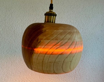 Lampe, Deckenlampe, Hängelampe, Holzlampenschirm, Holzlampenschirm gedrechselt, Pendellampe, Holzlampe, retro Deckenlampe, Bauernhaus,