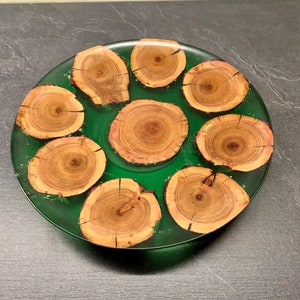 Plate, wooden plate, bowl, wooden bowl, bowl, wooden bowl, turned epoxy resin plate