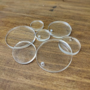 Craft Blanks Round Clear Acrylic 15mm | 1.5 cm Flat Round Transparent Acrylics | Plexiglass circles with hole | Blank Round Acrylics
