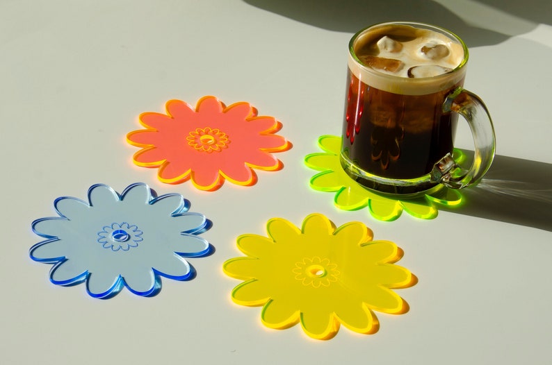 Posavasos de cocina Maximalist Juego de 4 posavasos retro de neón para una decoración colorida del hogar Posavasos acrílicos fluorescentes imagen 2