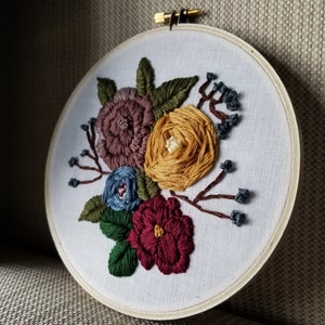 Floral Handmade Embroidery Hoop
