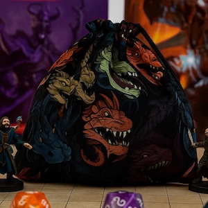 Dice bag dragon, dungeons and dragons gifts, d and d gifts, dragon dice pouch, fantasy dice bag, handmade dice bag, RPG accessory
