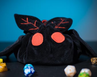 Mothman dice bag, Cryptid dice pouch for DnD & RPG, Velvet dicebag with pockets