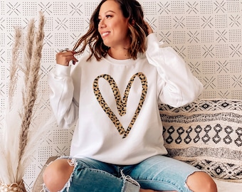 Leopard Print Heart Sweatshirt: Unisex Valentine's Day Pullover
