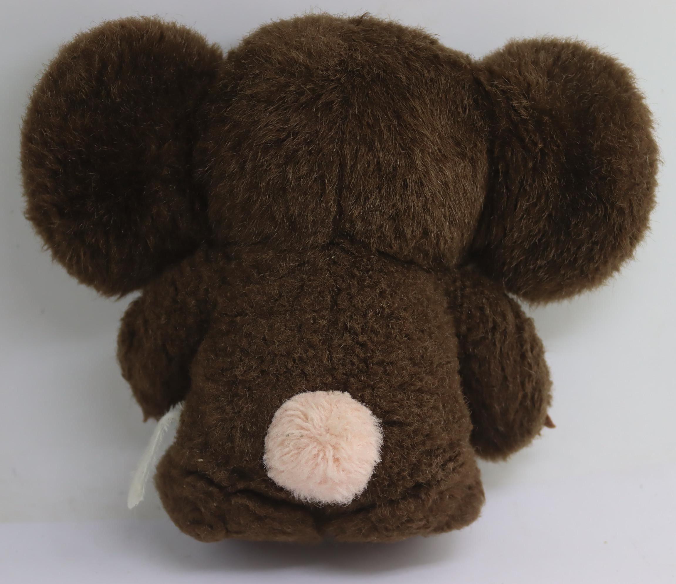 ビンテージのぬいぐるみチェブラーシカ。ソビエトのチェブラーシカの