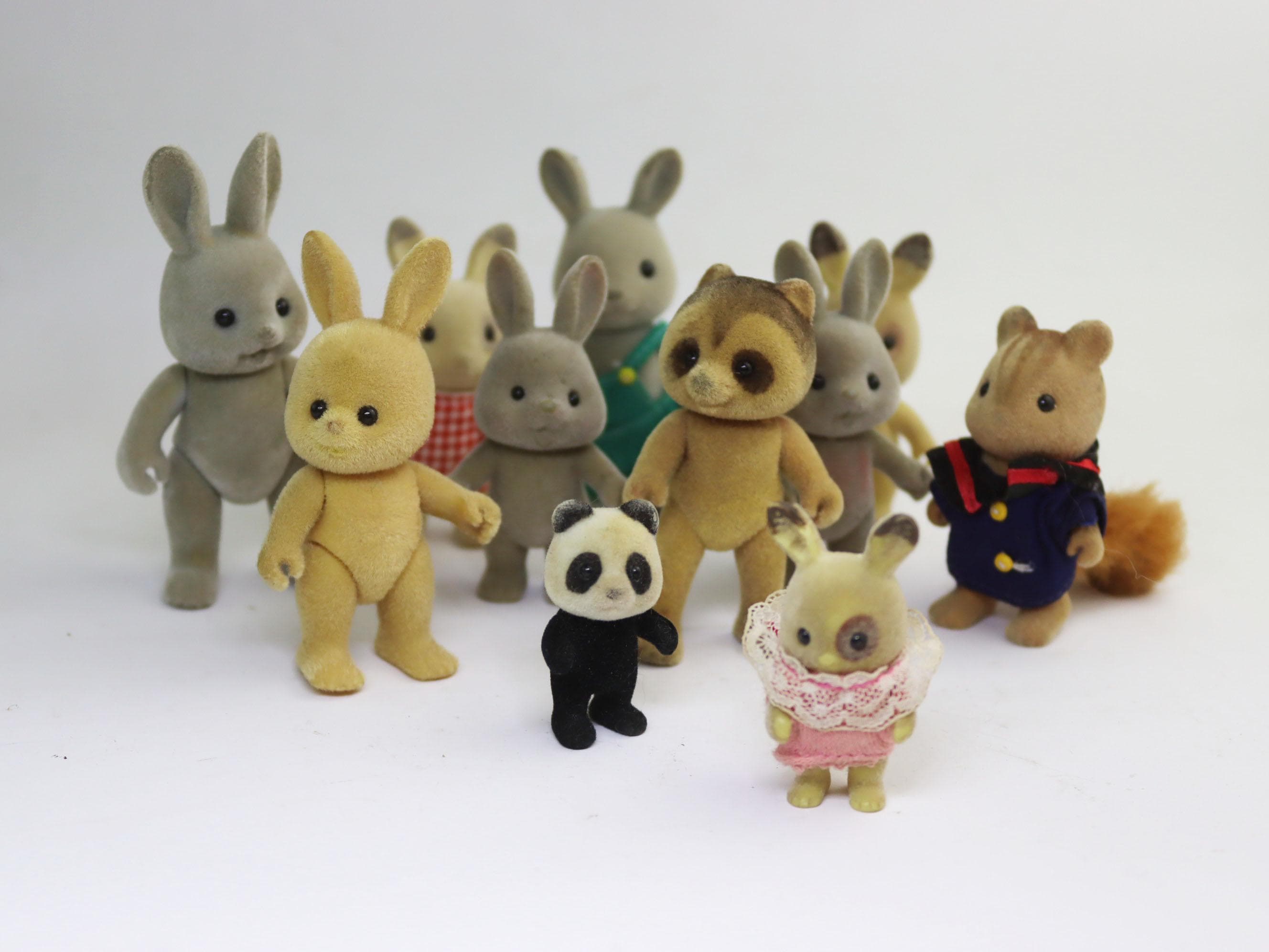 vintage sylvanian families calico critters japan figure pupa doll animal panda chipmunk bunny rabbit fox tomy renard fox twin babies postman