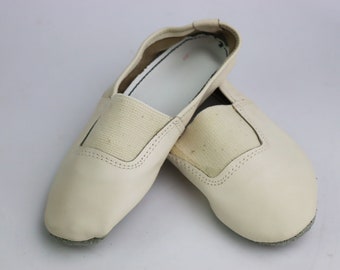 new vintage leather shoes for dancing or gymnastics SPORT,  ussr slippers gymnastics shoes, soviet dancing slippers, russian sport shoes