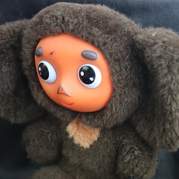 Peluche I-BLASON Cheburashka Macaco Marrom Claro em Pé (23 cm - Idade