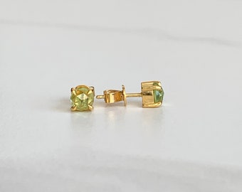 Peridot studs / sterling silver peridot earrings / natural gemstone studs / august birthstone earrings / rose cut peridot / unique studs