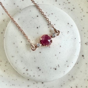 Collier Rubis Naturel / Collier Argent Sterling / Rubis Rose Cut et CZ / Plaqué Or Rose / Cadeau Saint-Valentin / Collier Pierre de naissance de juillet