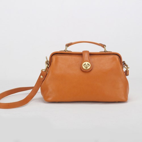 Classic Leather Doctors Crossbody Handbag, Minimalist Handmade Turn Button Leather Purse Everyday Top Handle bag for women Tan