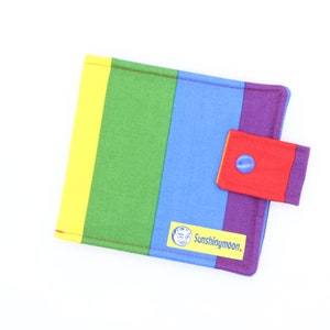 Die Brieftasche enthält Tampons, Feuchttücher, Einwegbeutel, Geschenke für Mädchen, Damenbinden, Rucksack und Geldbörsenzubehör