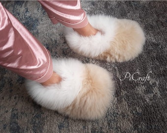 Beige and White slippers - Unisex Alpaca fur slippers - home slippers - very soft touch