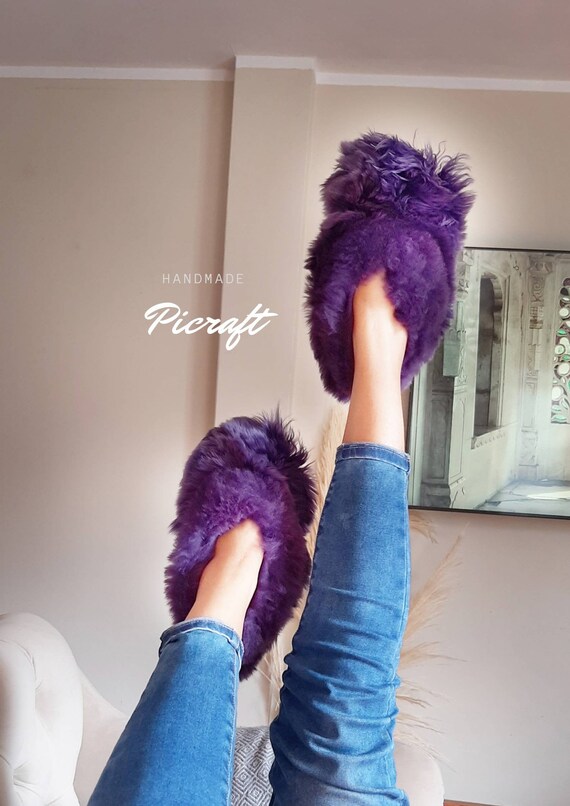 Purple fur slippers 2025