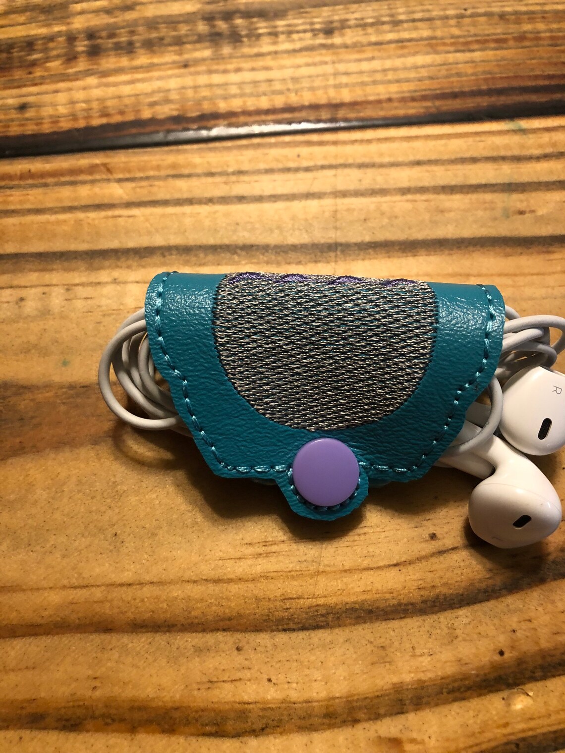Kitty Ear Bud holder. Etsy