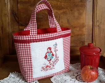 Petit sac pour la chasse aux oeufs "petit chaperon rouge" - Sac transport - Sac cabas - Sac enfant - Sac pour Pâques - Sac rouge brodé