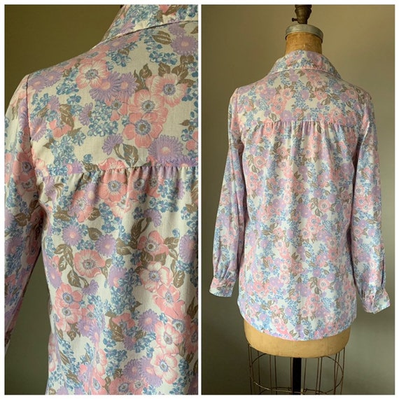 1970’s Sweet Pink/Purple Floral Print Ladies Blou… - image 4