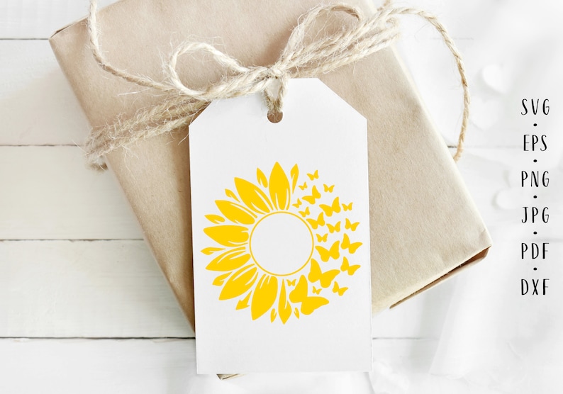 Peut inclure: Un fichier de d&eacute;coupe num&eacute;rique repr&eacute;sentant un tournesol jaune avec un cercle au centre et des papillons qui l'entourent. Le motif est parfait pour des projets d'artisanat comme des autocollants en vinyle, des designs de t-shirts et plus encore.