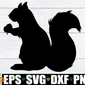 Svg écureuil, écureuil tenant un gland, fichier coupe écureuil mignon, Silhouette écureuil, clipart écureuil, fichier coupe clipart animaux de la forêt