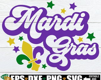 Puede incluir: Texto "Mardi Gras" en morado y blanco con una flor de lis verde y dorada. El diseño está rodeado de estrellas verdes y doradas.