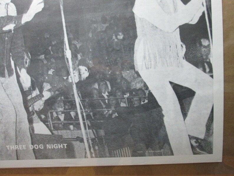 Vintage Black White Poster three dog night Peace rock and roll 1970/'s in#G2649