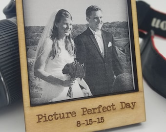 Wedding favor Wooden picture frame Custom party gift Party Favor Photo booth gift