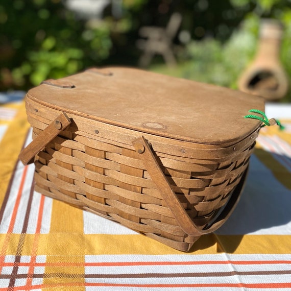 Small Vintage Picnic Basket, Vintage Picnic Basket