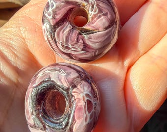 Perles de verre filé Millefiori violettes vintage, rondelles décoratives à motif tourbillonnant (à l'unité ou par paire)
