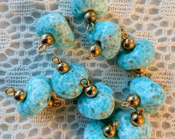 Breloques vintage en céramique à mouchetures turquoise, perles en porcelaine gonflées (10 pièces)