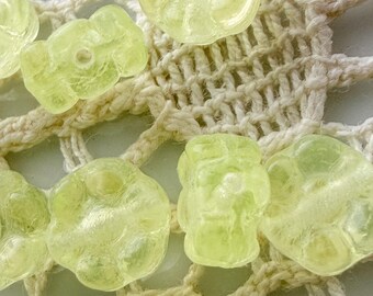 Perles marguerite pressées en verre tchèque à l'uranium | Jonquille Vaseline, lots de perles en vrac, 7 mm