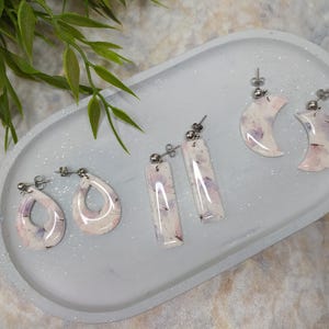 Delicate butterfly dangle earrings with polymer clay, spring butterfly drop earrings, summer earrings, butterfly earrings,moon earrings