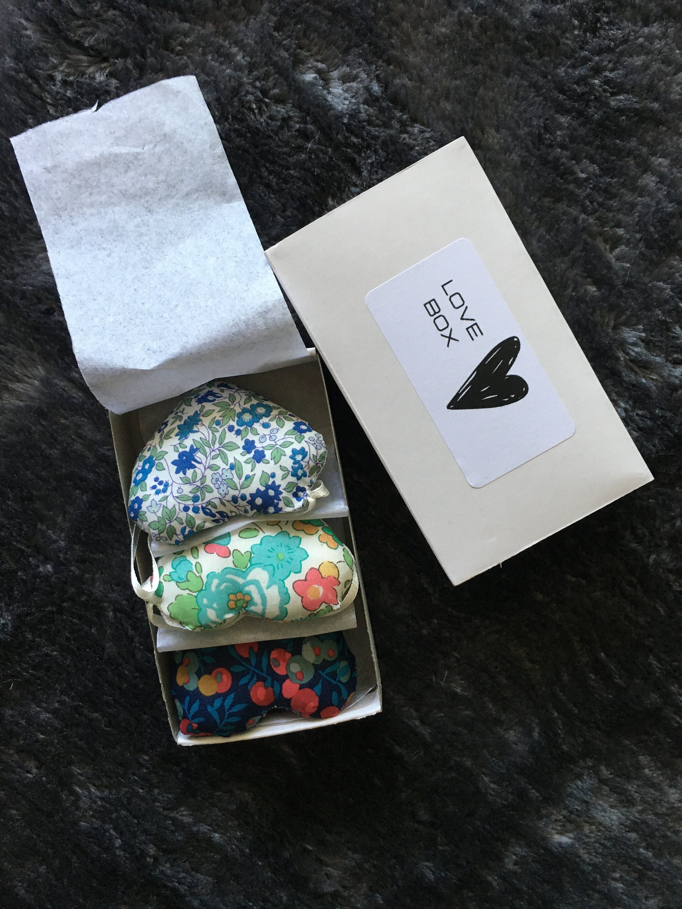 Diffuseurs de Parfum Coeurs Pour Armoire et Commode en Tissus Fleuri Liberty, Décoration d'intérieur