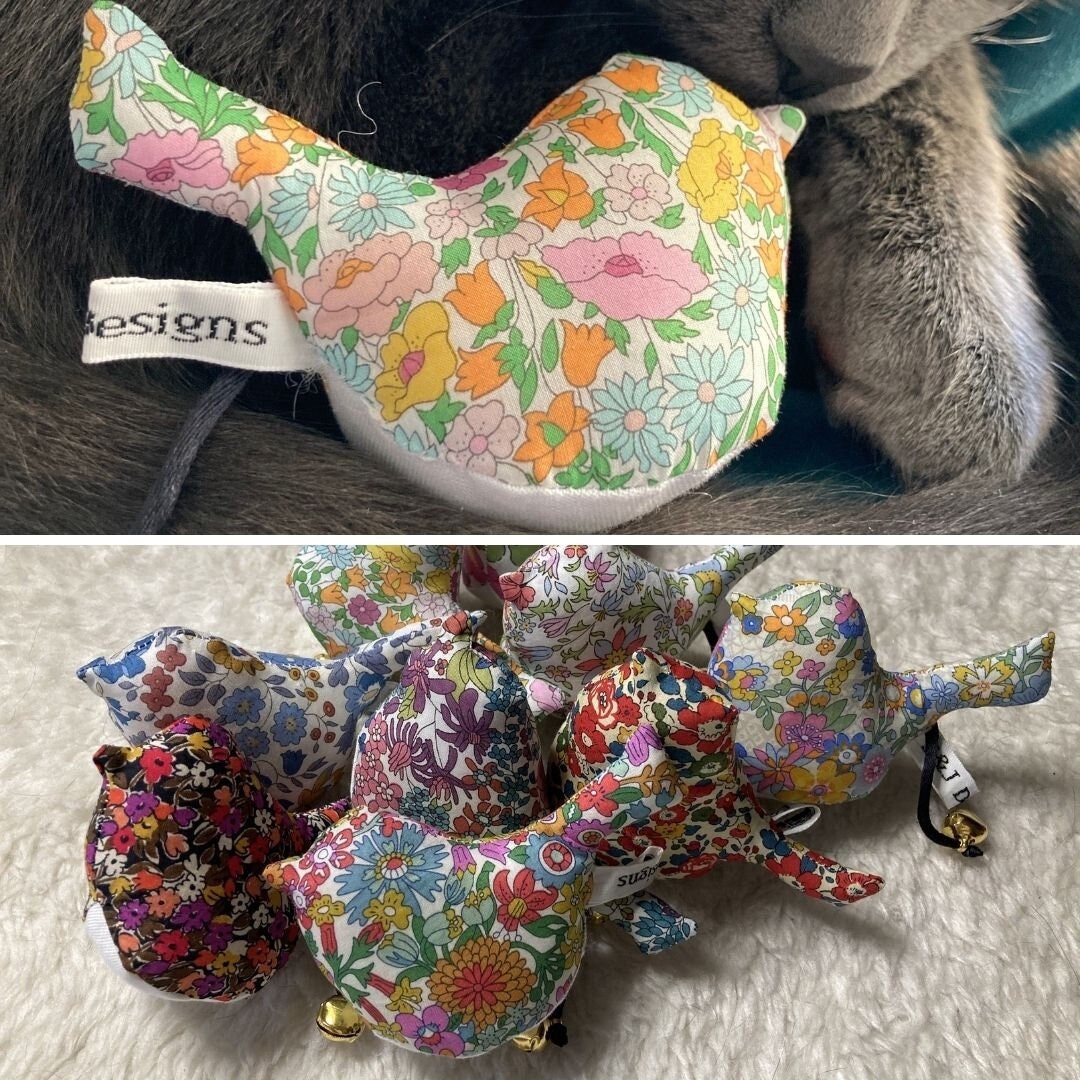 Jouet Marcel L'oiseau Fleuri en Liberty Pour Petits Chiens et Chats