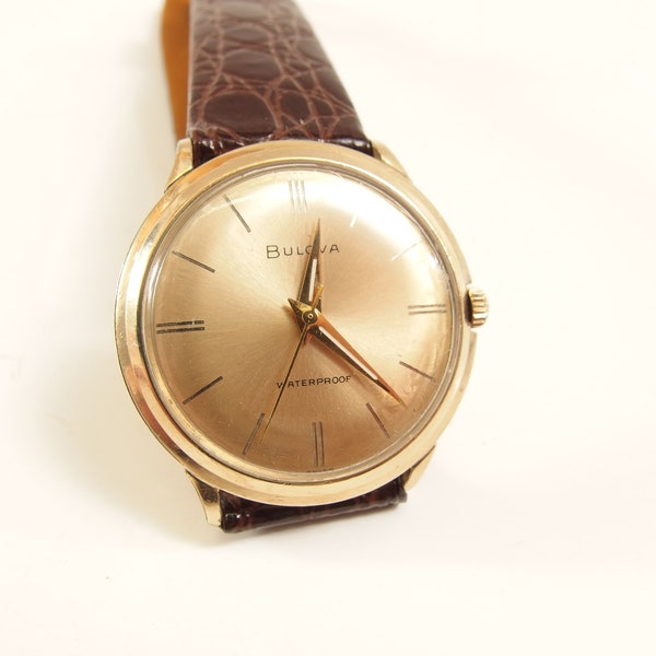 Bulova Men's Vintage Swiss Mechanical Hand Wind Watch 17 Jewels M5 1965 1960's Retro Dress Luxury Watch 34mm Case Leather Embossed Band