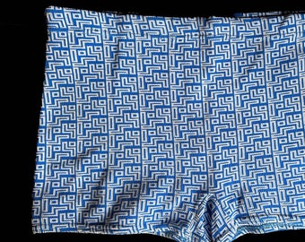 Vintage Herren Badeshorts in Blau und Weiß mit geometrischen Mustern, Größe L