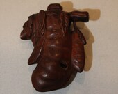 Carved wood vintage netsuke pea pods