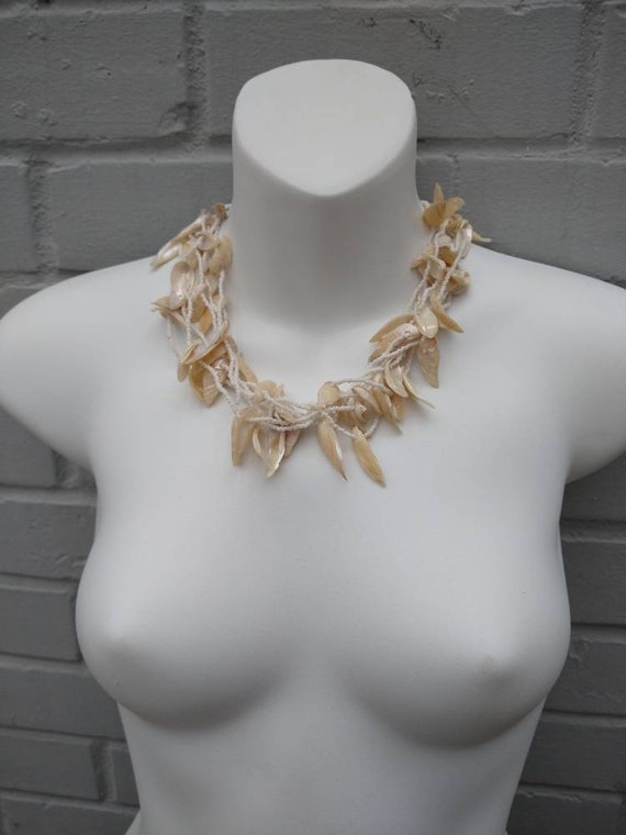 Vintage white seashell multi strand necklace - image 1