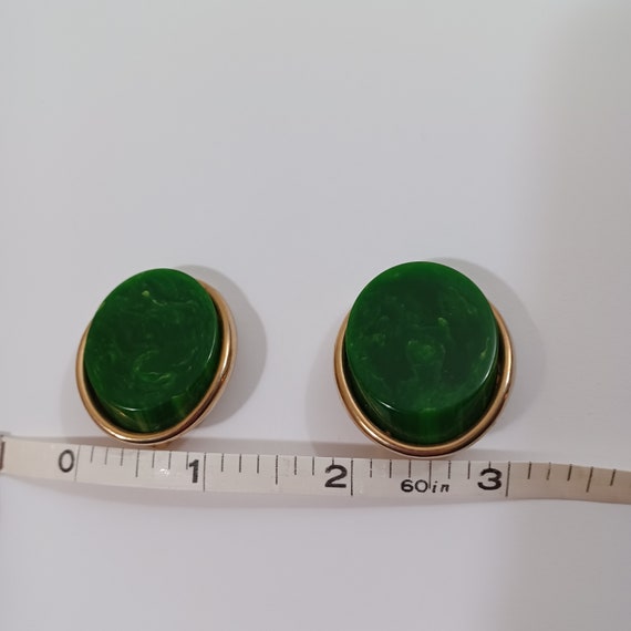 Spinach green bakelite clip on earrings vintage m… - image 1